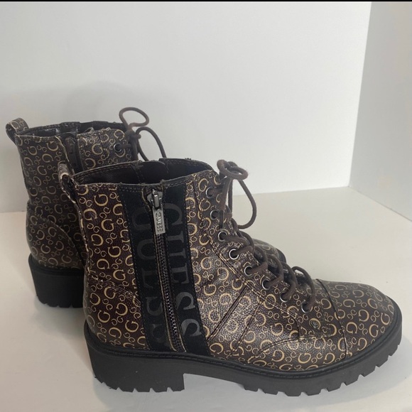 Guess Lace Up boots. Guess Los Angeles Womens Lace Up
Combat Boots - Picture 4 of 9